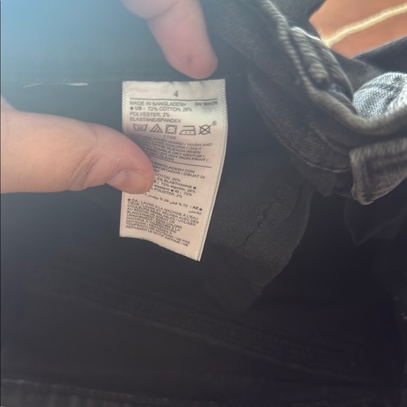 Old Navy Black Jean Shorts Distressed Mid-Thigh - Picture 3 of 7